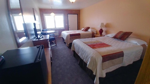 Blue Pine Motel image 14