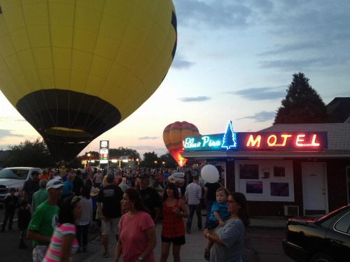 Blue Pine Motel image 20